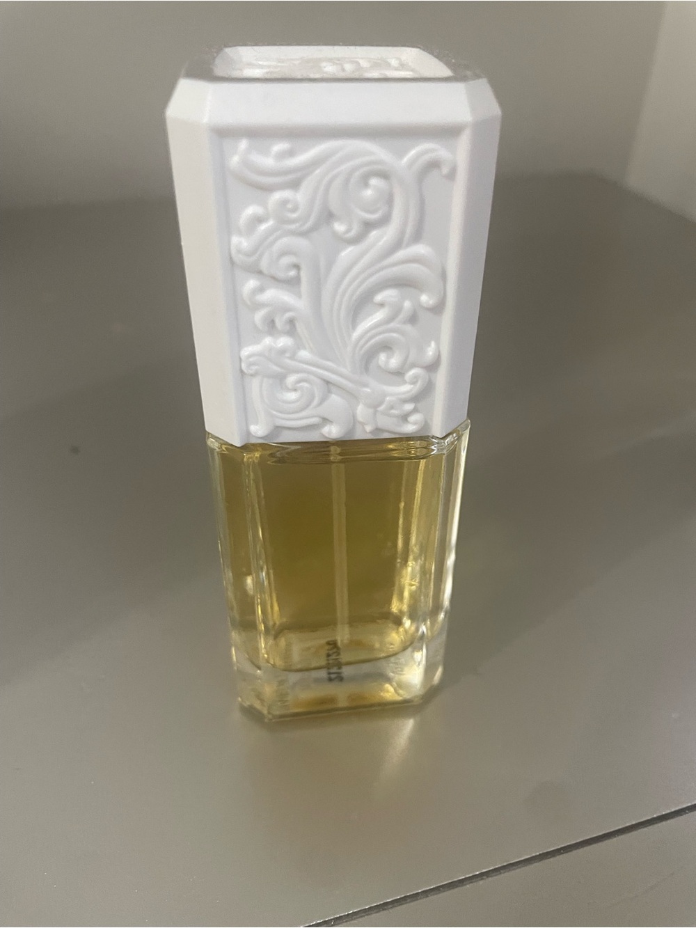 Jessica McClintock Perfume. You will get compliments - Picture 2 of 3